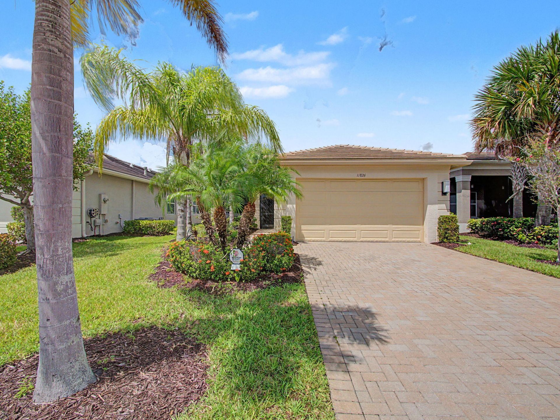 11826 SW Brighton Falls Drive, Port Saint Lucie, FL 34987 Photo