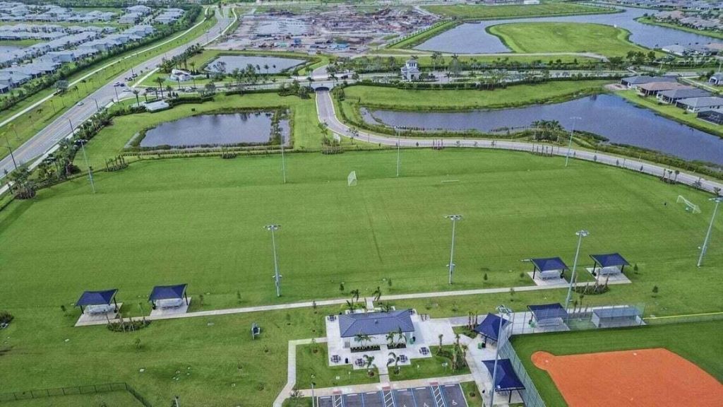 11826 SW Brighton Falls Drive, Port Saint Lucie, FL 34987 Photo