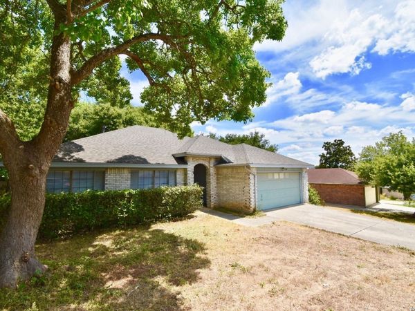 11304 FOREST GLEAM, Live Oak, TX 78233