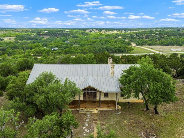 7625 N STATE HIGHWAY 16, Fredericksburg, TX 78624