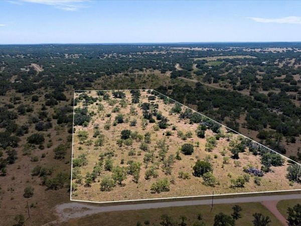324 QUAIL TRL, Menard, TX 76859