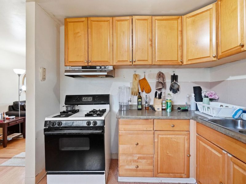 2110 Wadsworth Drive, Columbus, OH 43232 Photo 10