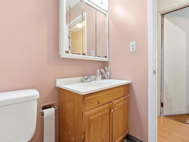 2110 Wadsworth Drive, Columbus, OH 43232 Photo 17