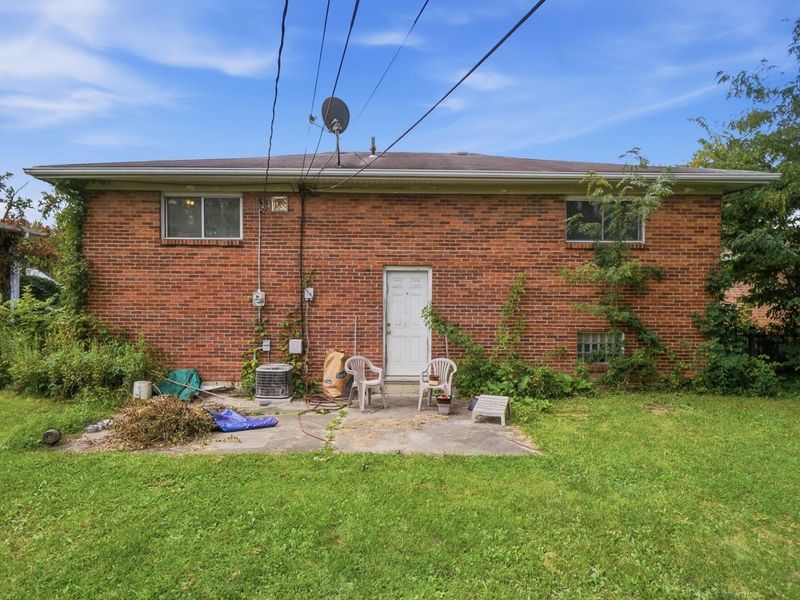 2110 Wadsworth Drive, Columbus, OH 43232 Photo 28