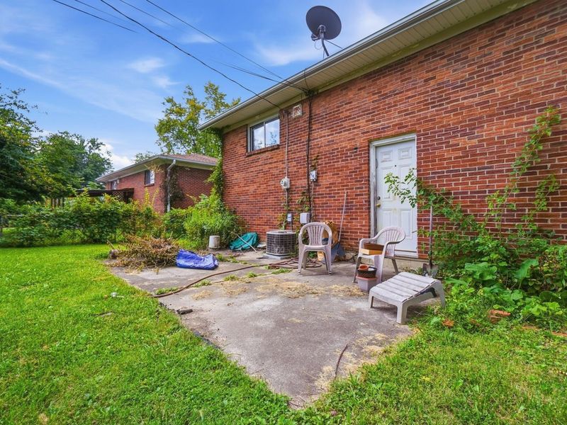 2110 Wadsworth Drive, Columbus, OH 43232 Photo 30