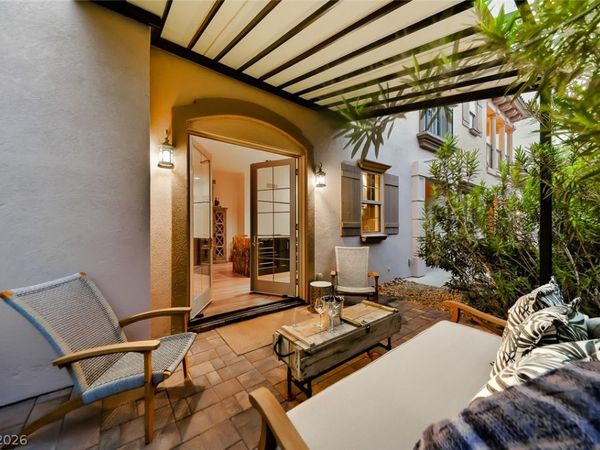 36 Via Vasari , Unit 101, Henderson, NV 89011