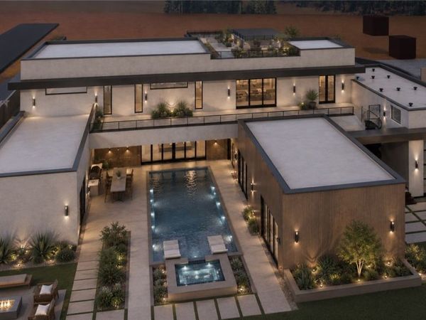 388 E Torino Avenue , Las Vegas, NV 89123