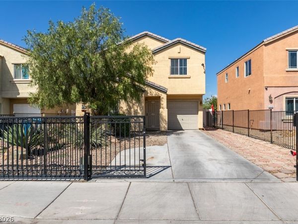 4033 Puebla Street , Las Vegas, NV 89115