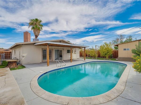 4671 Marnell Drive , Las Vegas, NV 89121