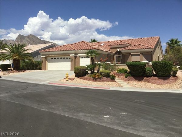 10608 sky Meadows, Las Vegas, NV 89134