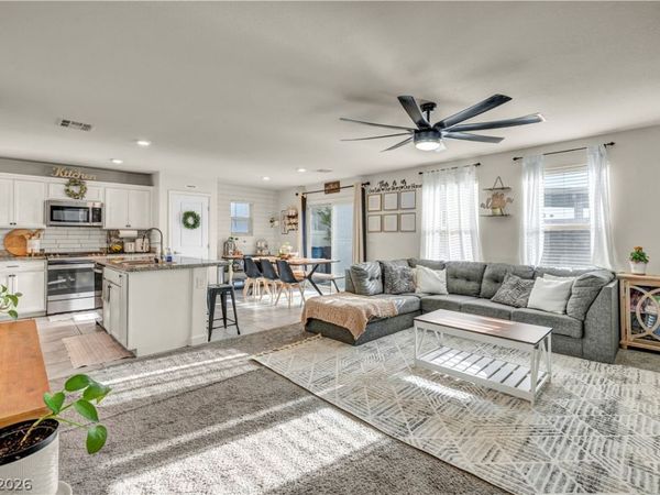 5037 Bloodhound Street , Las Vegas, NV 89122
