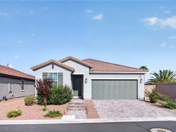 10194 Blue Cereus Street, Las Vegas, NV 89141