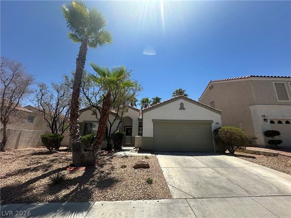 9825 Garamound Avenue , Las Vegas, NV 89117