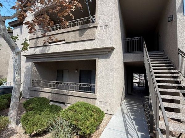 8250 GRAND CANYON Drive , Unit 1035, Las Vegas, NV 89166