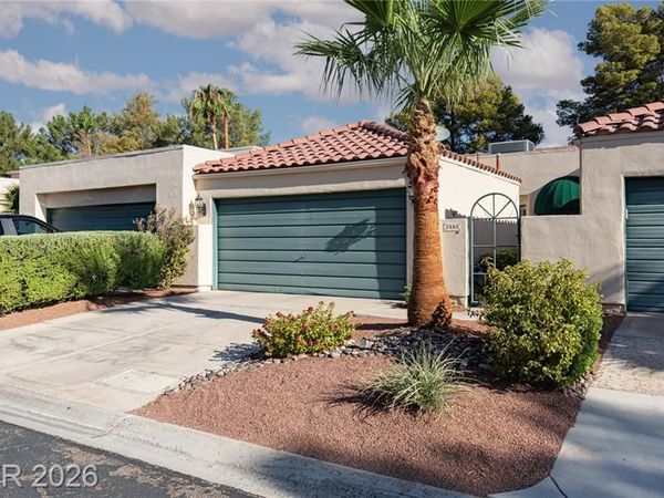 2882 Bridgepointe Drive , Las Vegas, NV 89121