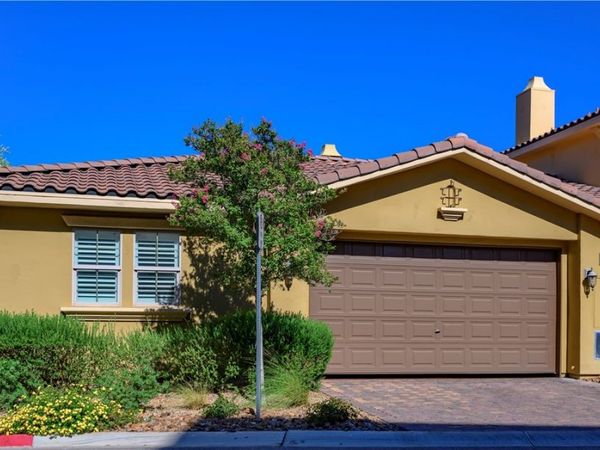 25 Via Mantova, Unit 1, Henderson, NV 89011