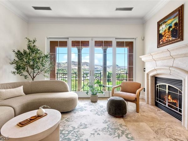 13 Via Visione , Unit 206, Henderson, NV 89011