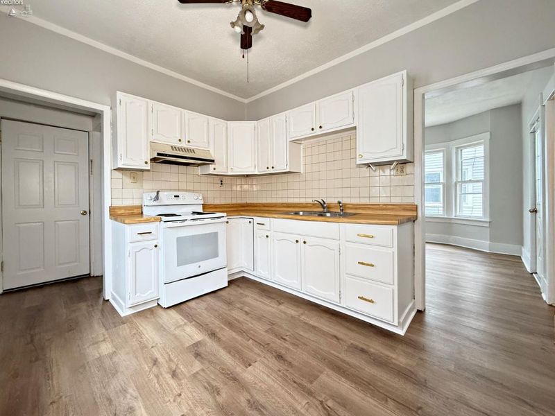 171 Hall Street, Tiffin, OH 44883 Photo 11