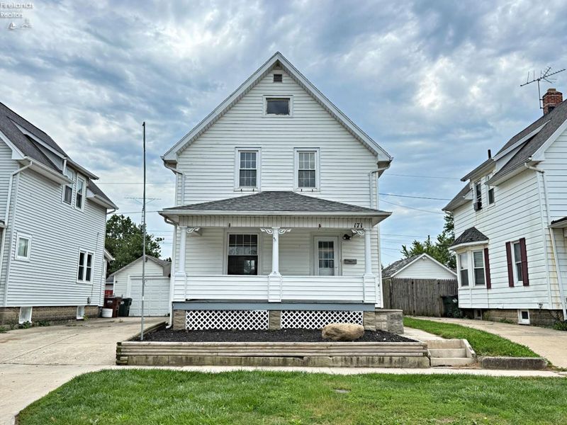 171 Hall Street, Tiffin, OH 44883 Photo 2