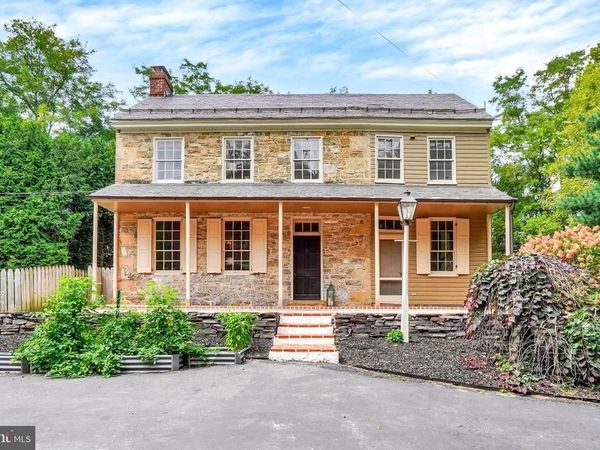 535 E LOCUST LANE, YORK, PA 17406