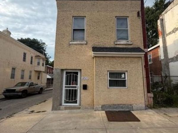 3717 FAIRMOUNT AVENUE, PHILADELPHIA, PA 19104