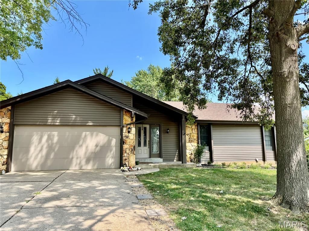 8 Ardwick Drive, Saint Peters, MO 63376 Main Photo