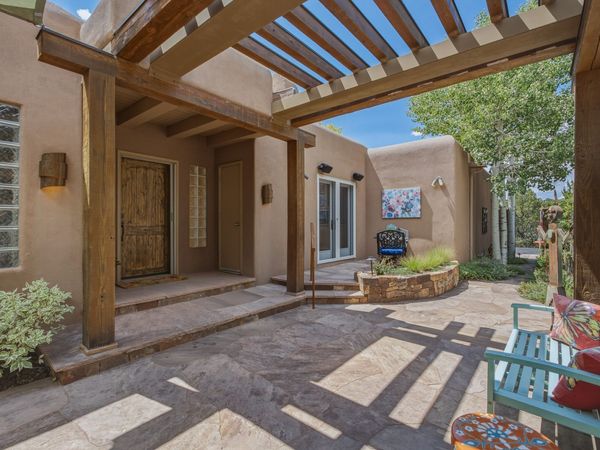957 Paseo Del Sur, Santa Fe, NM 87501