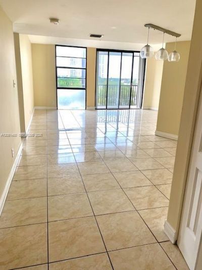 3475 N Country Club Dr, Unit 615, Aventura, FL 33180 Photo