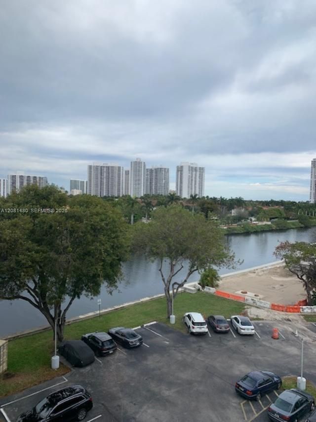3475 N Country Club Dr, Unit 615, Aventura, FL 33180 Photo