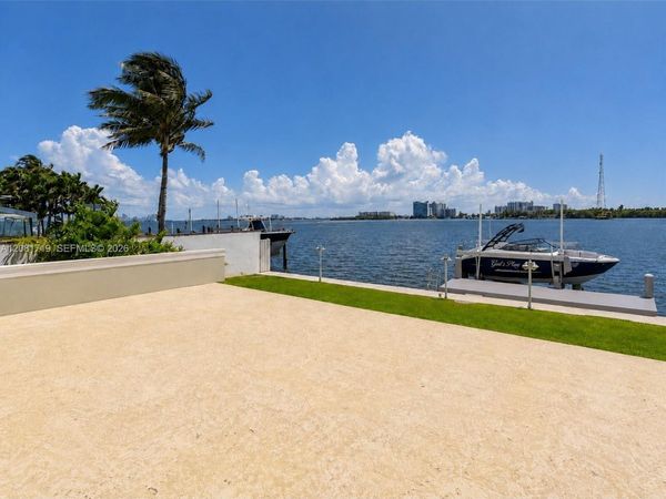 8041 NE Bayshore Ct, Unit 8041, Miami, FL 33138