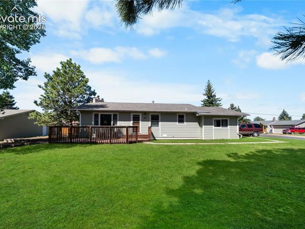 810 Rampart Range Road, Woodland Park, CO 80863