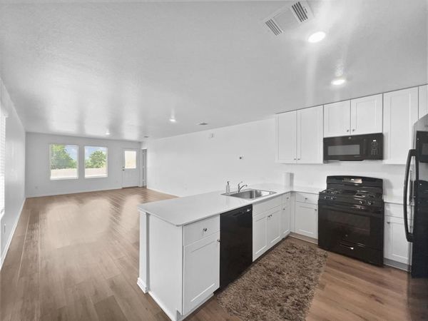 1563 Soapstone PASS, San Marcos, TX 78656