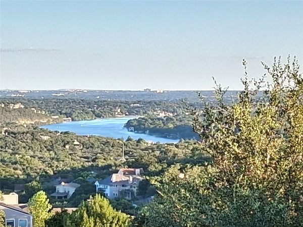 4603 Twin Valley CIR, Austin, TX 78731