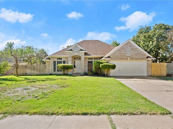 316 Poppy CV, Buda, TX 78610