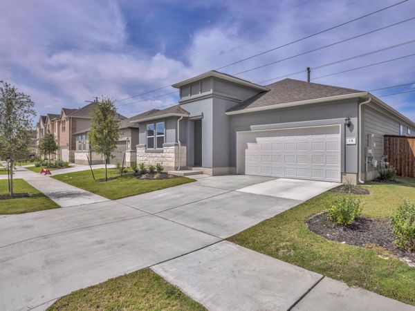 131 Adeline RD , Hutto, TX 78634