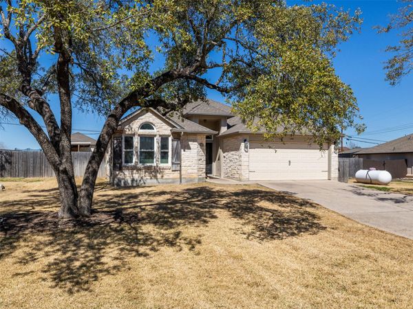208 S Buffalo PASS , Georgetown, TX 78633
