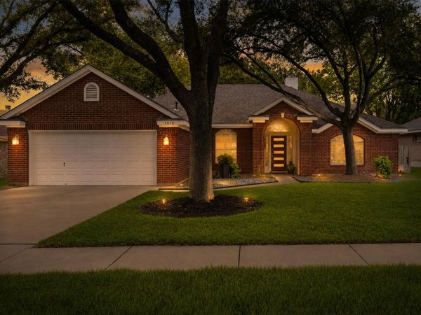 1010 Rocky Creek DR, Pflugerville, TX 78660