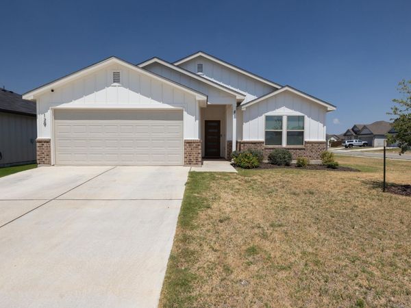 129 Maybelline RD , Jarrell, TX 76537