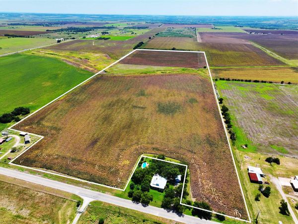 0000 FM 621 , Martindale, TX 78655