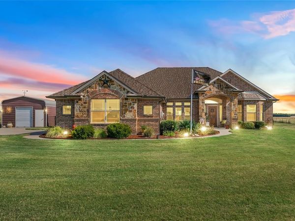 3740 County Road 2156 , Caddo Mills, TX 75135