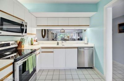 2420 Hidden Lake Dr, Unit 5, Naples, FL 34112 Photo
