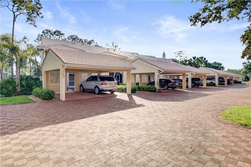 2420 Hidden Lake Dr , Unit 5, Naples, FL 34112 Photo