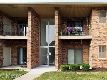 15014 Island Drive , Sterling Heights, Mi 48313
