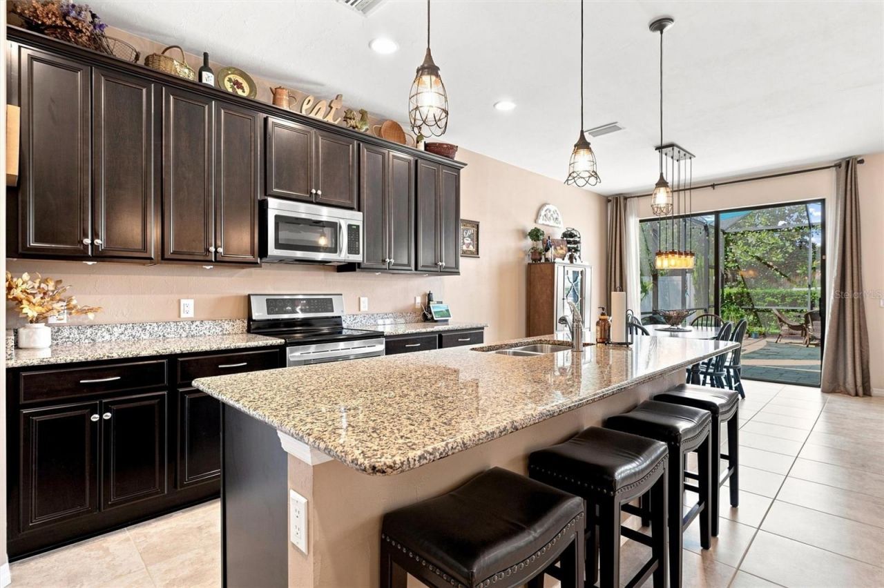 4807 68th Street Circle E, Bradenton, FL 34203 Photo