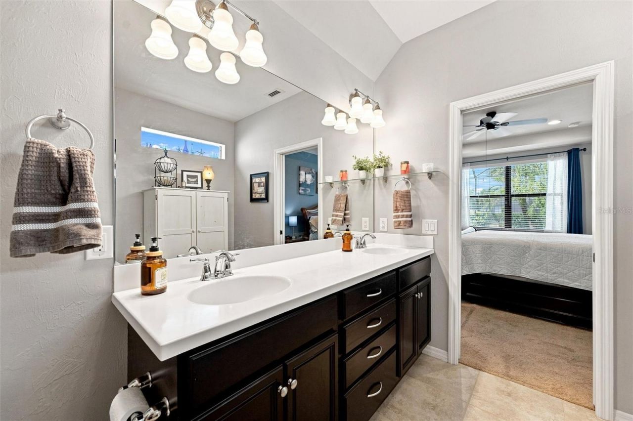 4807 68th Street Circle E, Bradenton, FL 34203 Photo