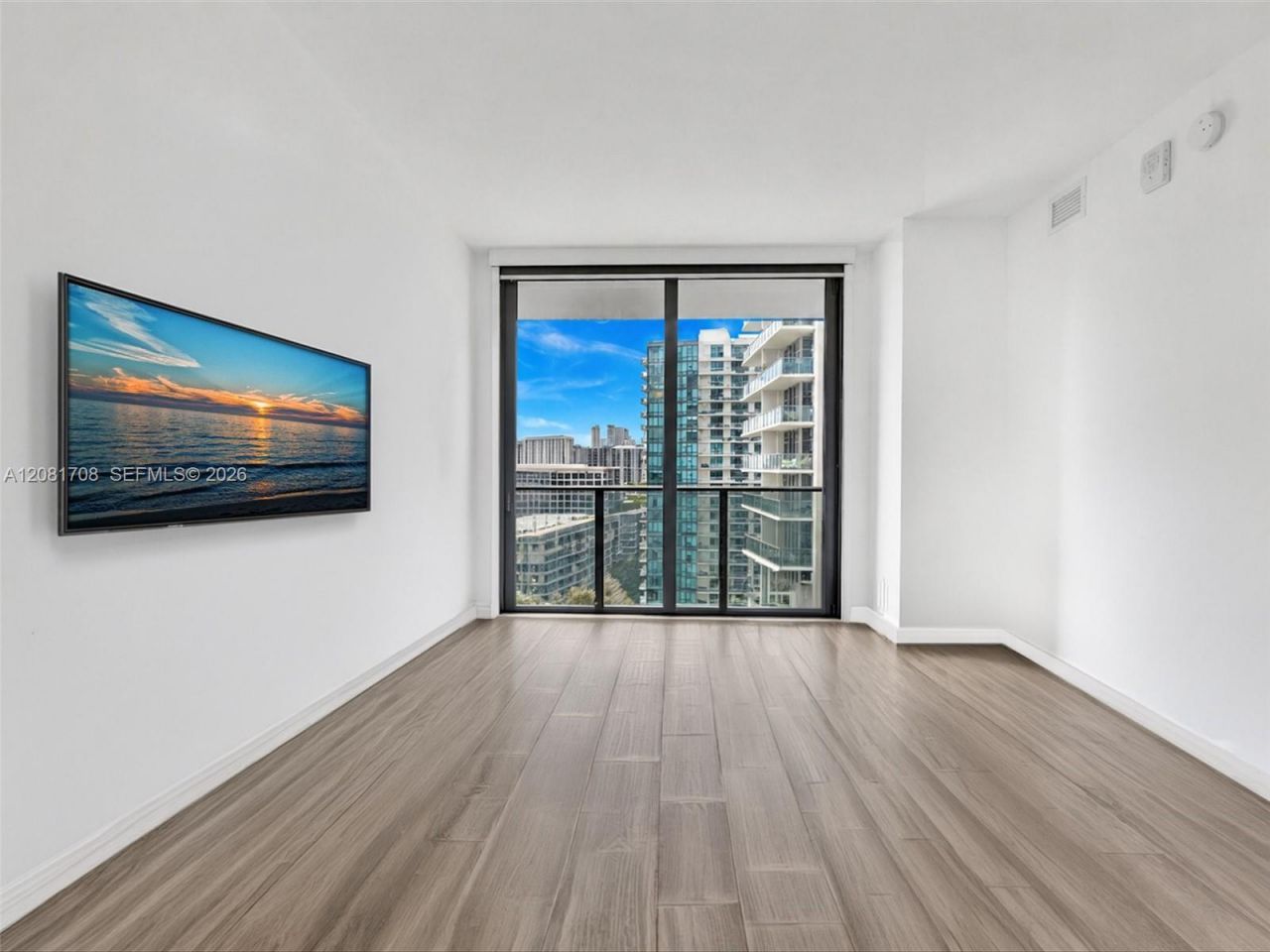 121 NE 34th St , Unit 1602, Miami, FL 33137 Photo