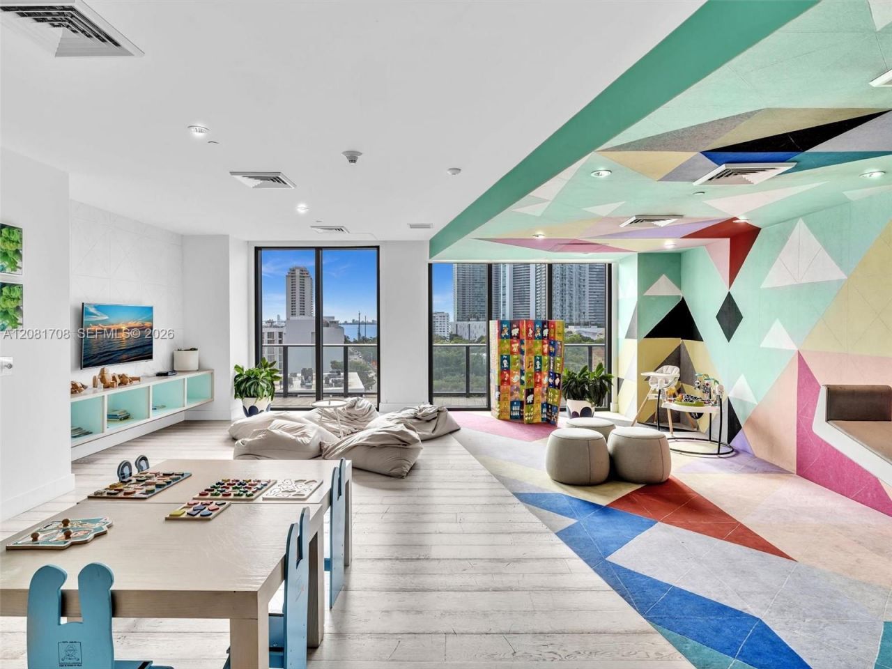 121 NE 34th St , Unit 1602, Miami, FL 33137 Photo