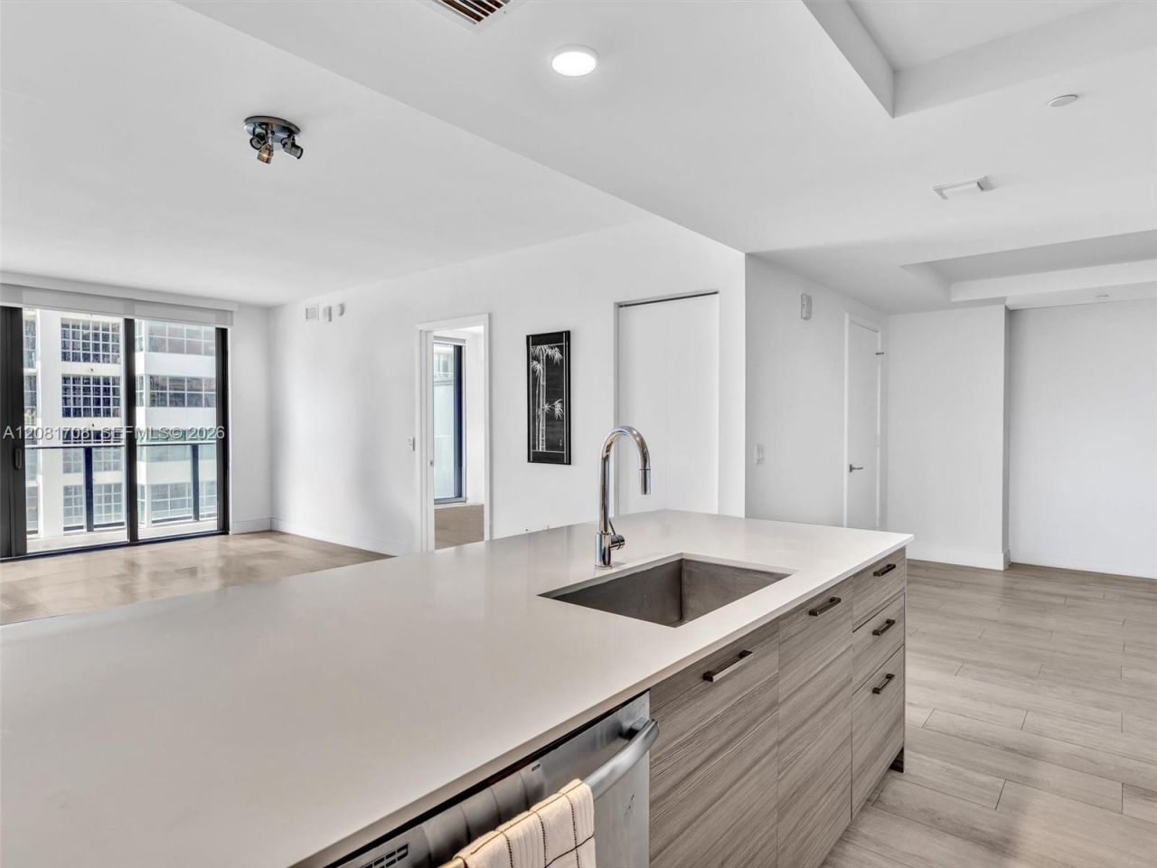 121 NE 34th St , Unit 1602, Miami, FL 33137 Photo