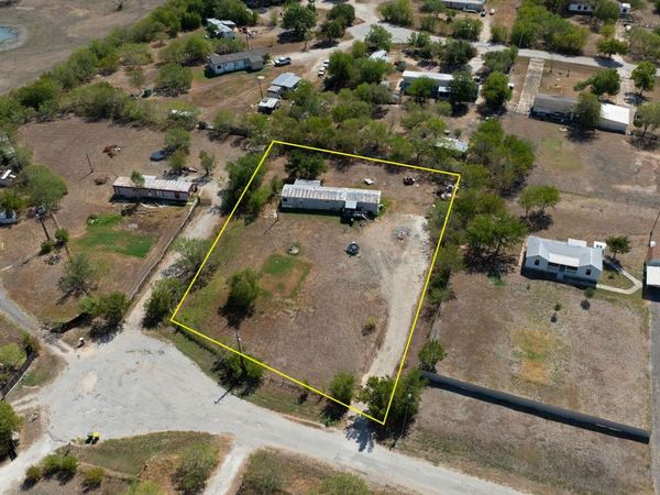 119 Reines CV , Del Valle, TX 78617
