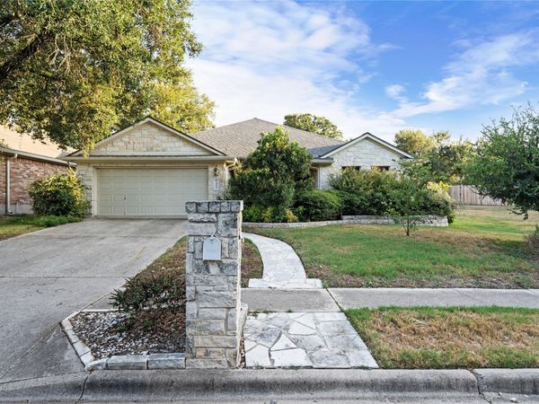 5405 Korth DR, Austin, TX 78749